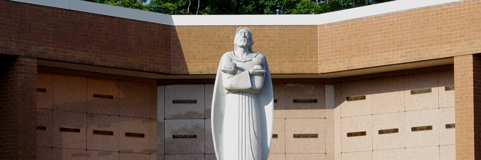 Free Cemetery & Funeral Planning Guide